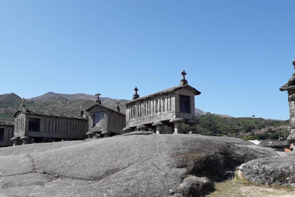 Villa Moinho Do Ribeirinho, Renovado Vintage à Campos de Sa Extérieur photo